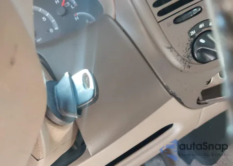 1999 Ford F150 z USA, uszkodzony, nr VIN 1FTRX18W0XNB46560